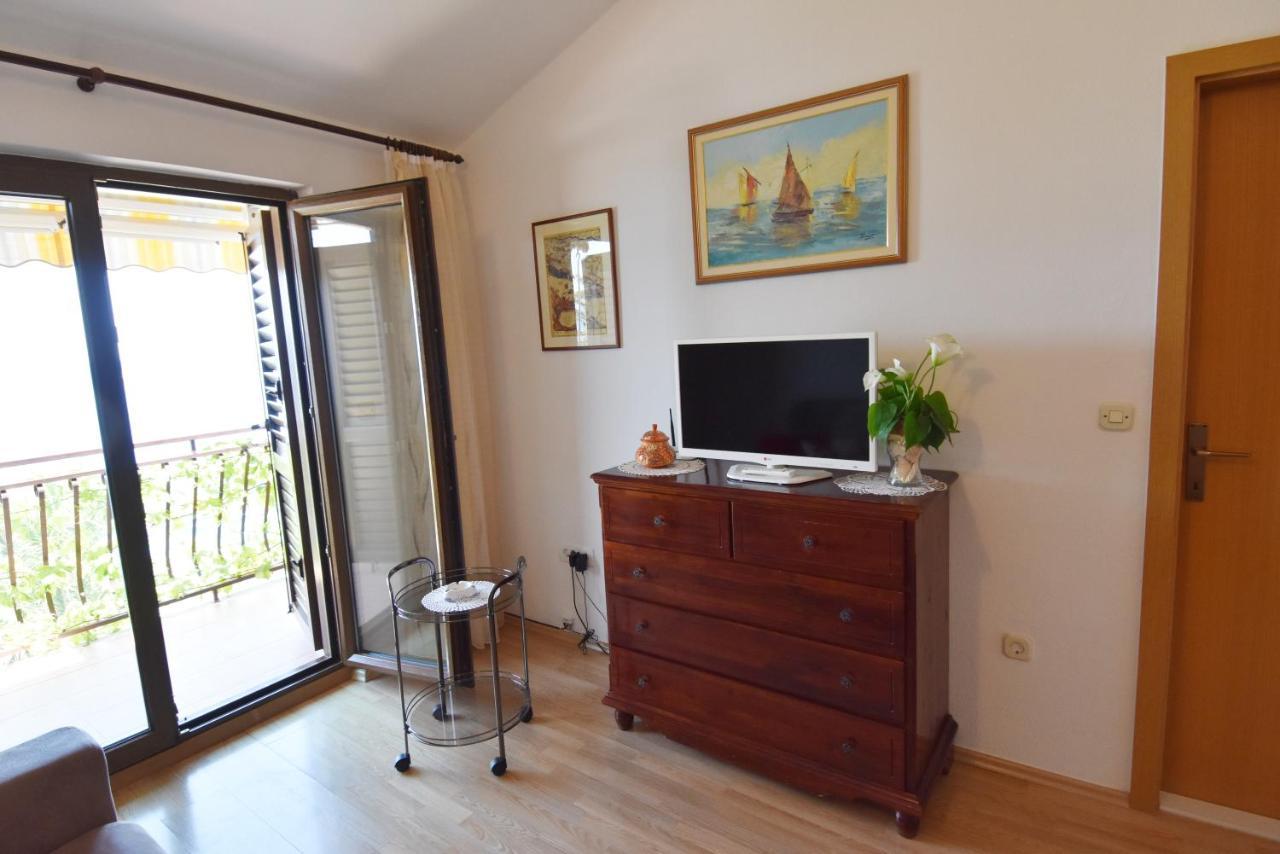 Villa Delfina Podgora Eksteriør billede